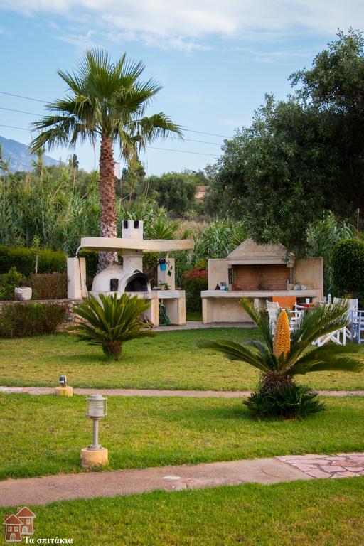 Ta Spitakia Tsarbopoulos Kyparissia Exteriér fotografie