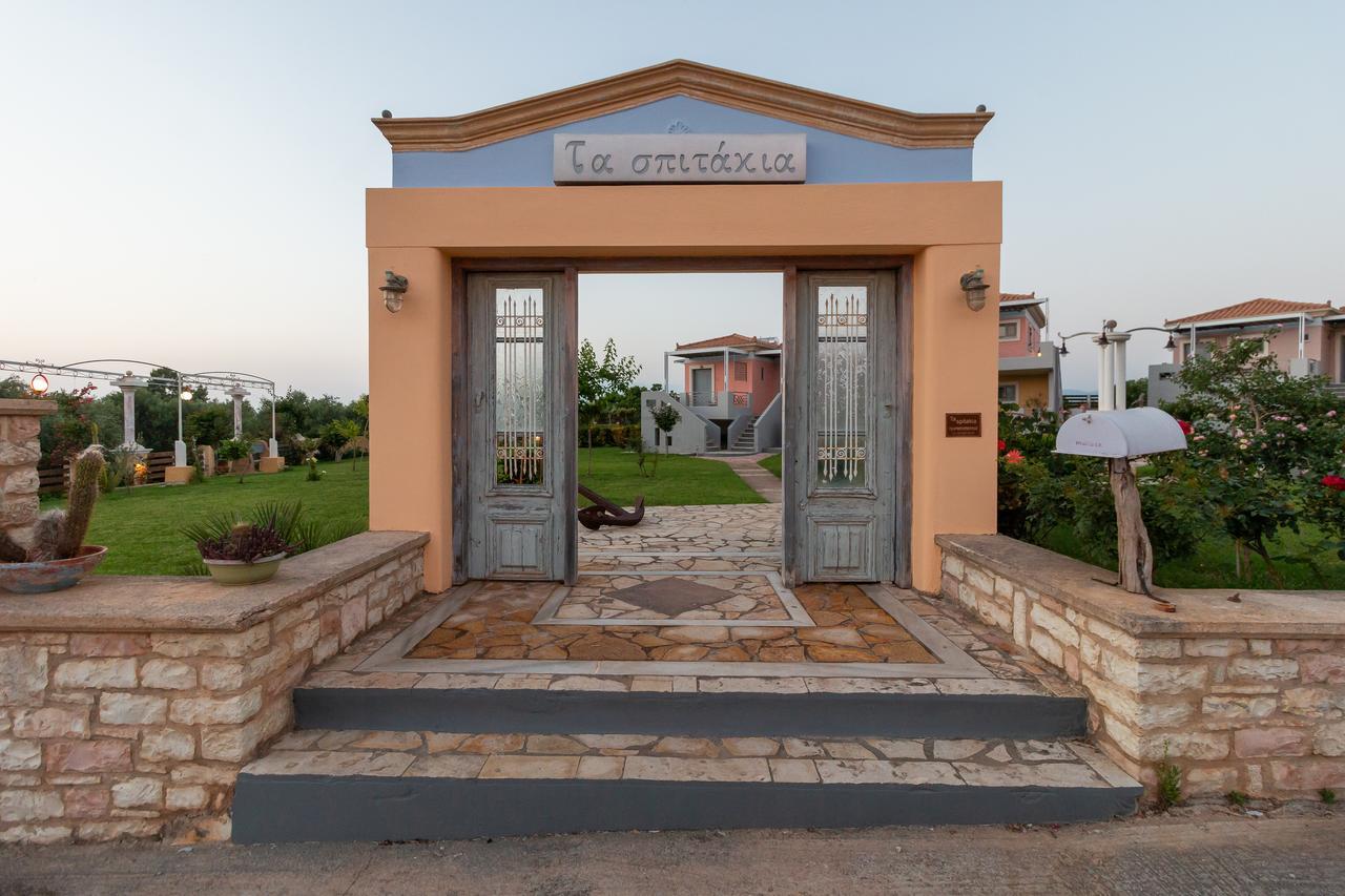 Ta Spitakia Tsarbopoulos Kyparissia Exteriér fotografie