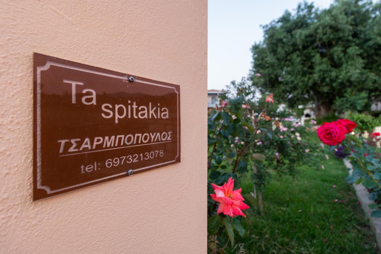 Ta Spitakia Tsarbopoulos Kyparissia Exteriér fotografie