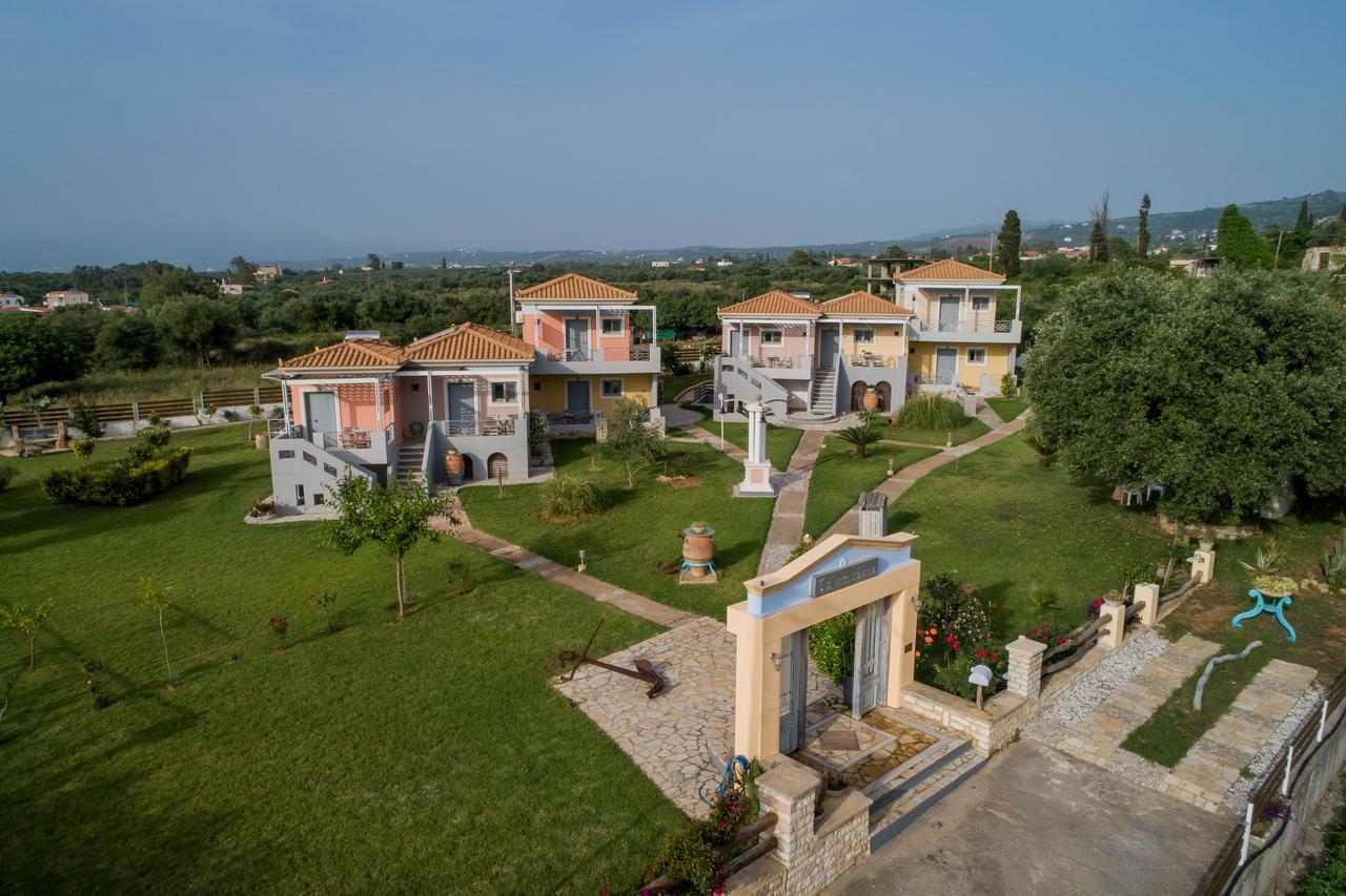 Ta Spitakia Tsarbopoulos Kyparissia Exteriér fotografie