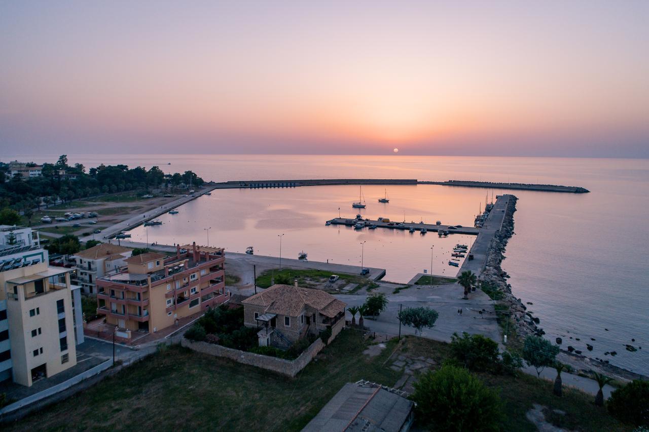 Ta Spitakia Tsarbopoulos Kyparissia Exteriér fotografie