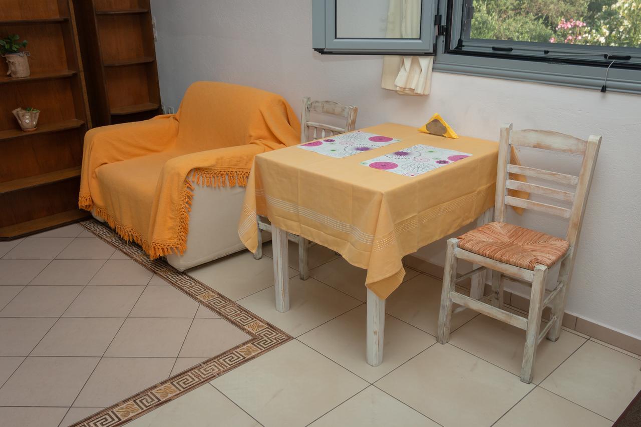 Ta Spitakia Tsarbopoulos Kyparissia Exteriér fotografie